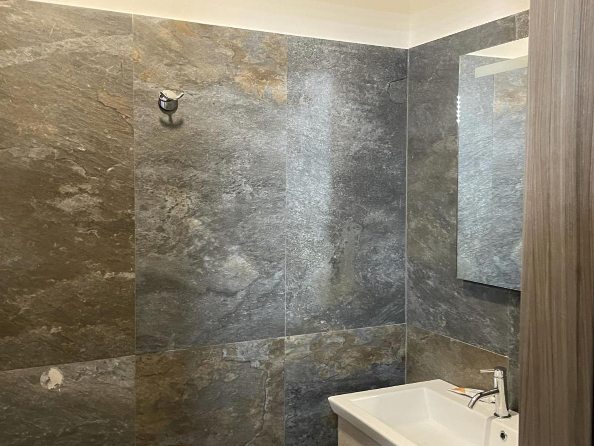 Poste Regie - Milan Guest House المظهر الخارجي الصورة