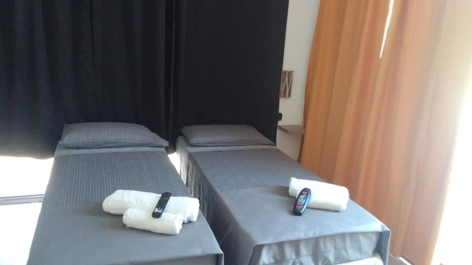 Poste Regie - Milan Guest House الغرفة الصورة